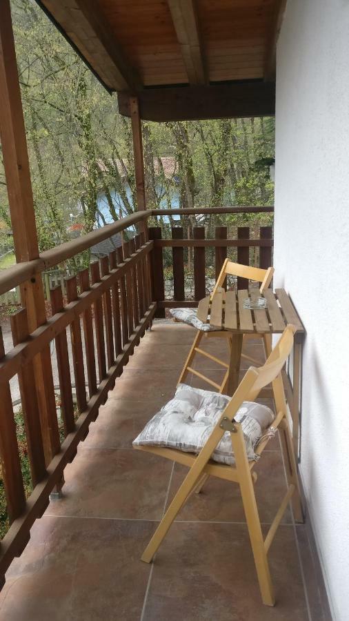 Garni Al Laghet Hotel Tenno Exterior photo